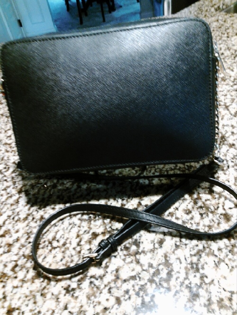 Michael Kors Black Leather Crossbody with Gold Logo. New Without Tags - Picture 2 of 5